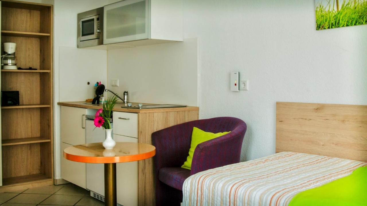 Pension Tokus Нюрнберг Экстерьер фото